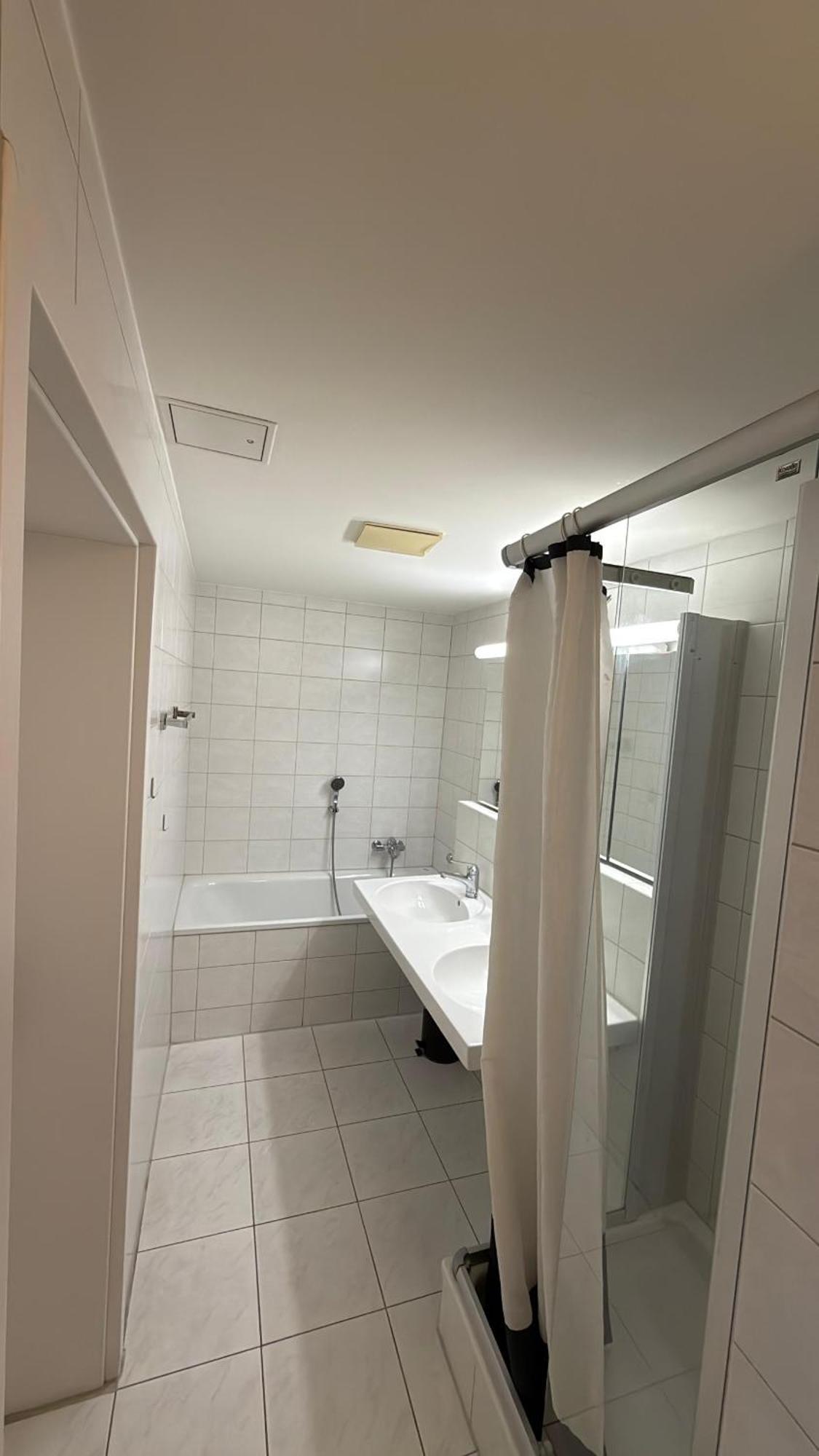 Hitrental Stauffacher Apartments Zurych Zewnętrze zdjęcie